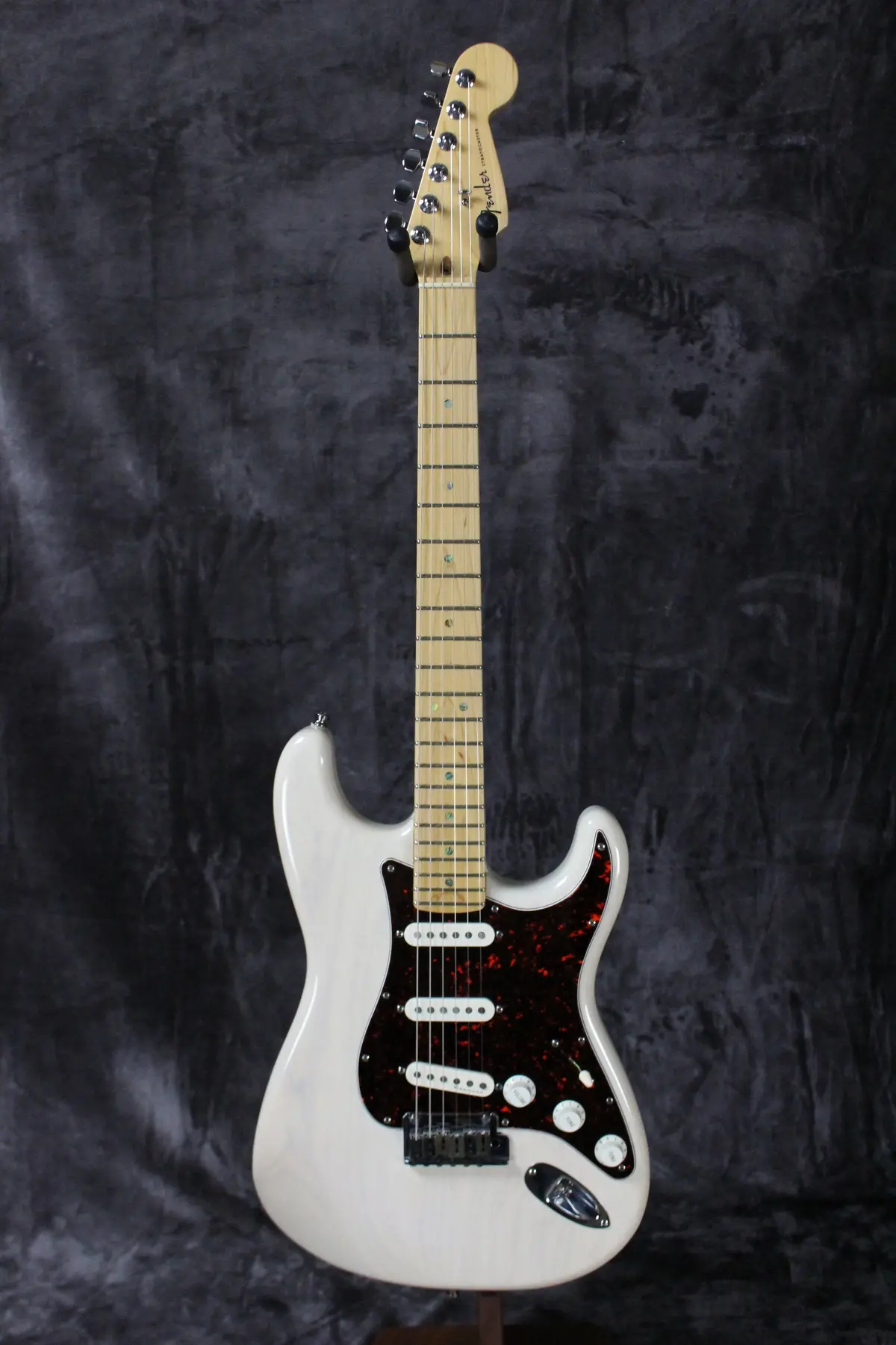 1998 Fender American Deluxe Stratocaster 1