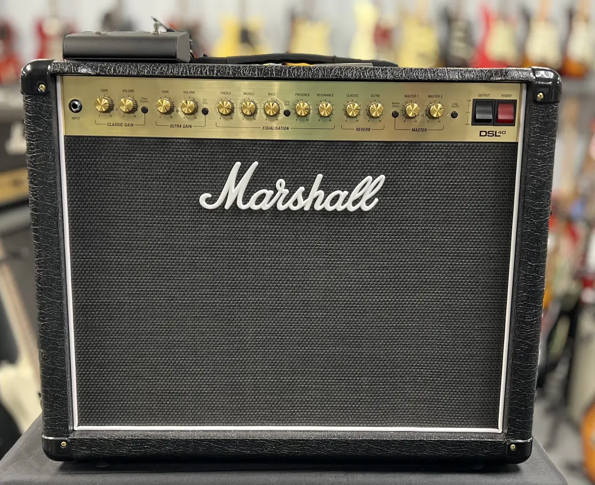 Marshall Dsl40cr W/Footswitch 1
