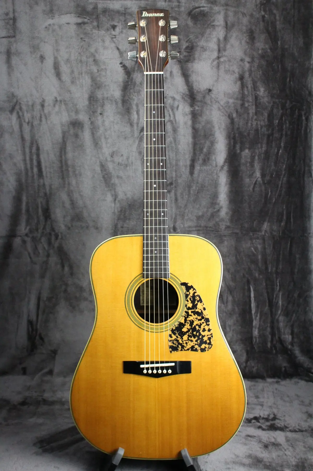 1981 Ibanez Artwood Aw-30 1