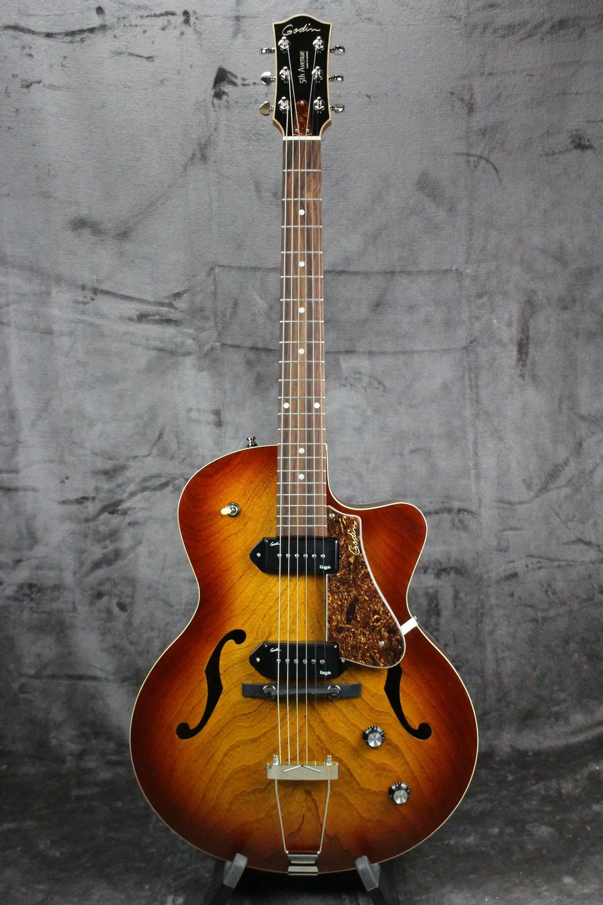 Godin 5Th Avenue Cw Kingpin Ii 1