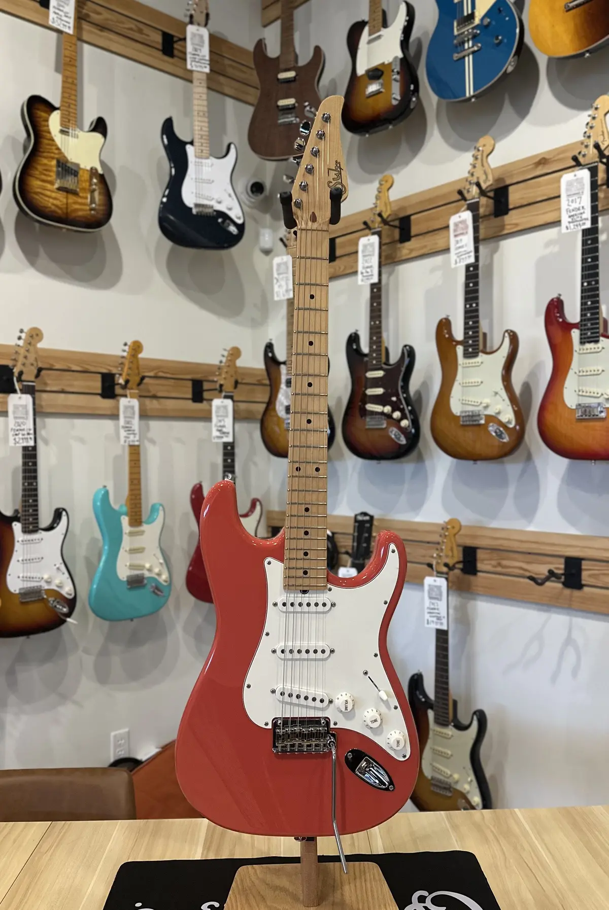 2012 Suhr Classic Pro S Fiesta Red Sss 1