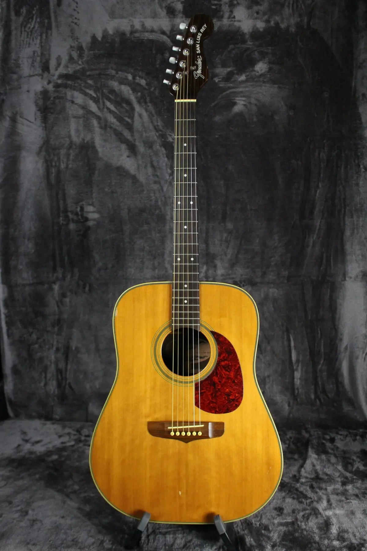 Fender San Luis Ray Acoustic 1