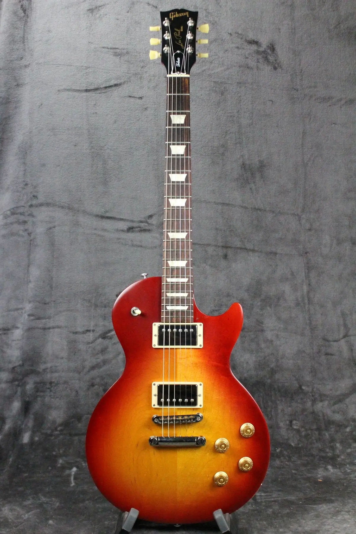 2019 Gibson Les Paul Tribute 1