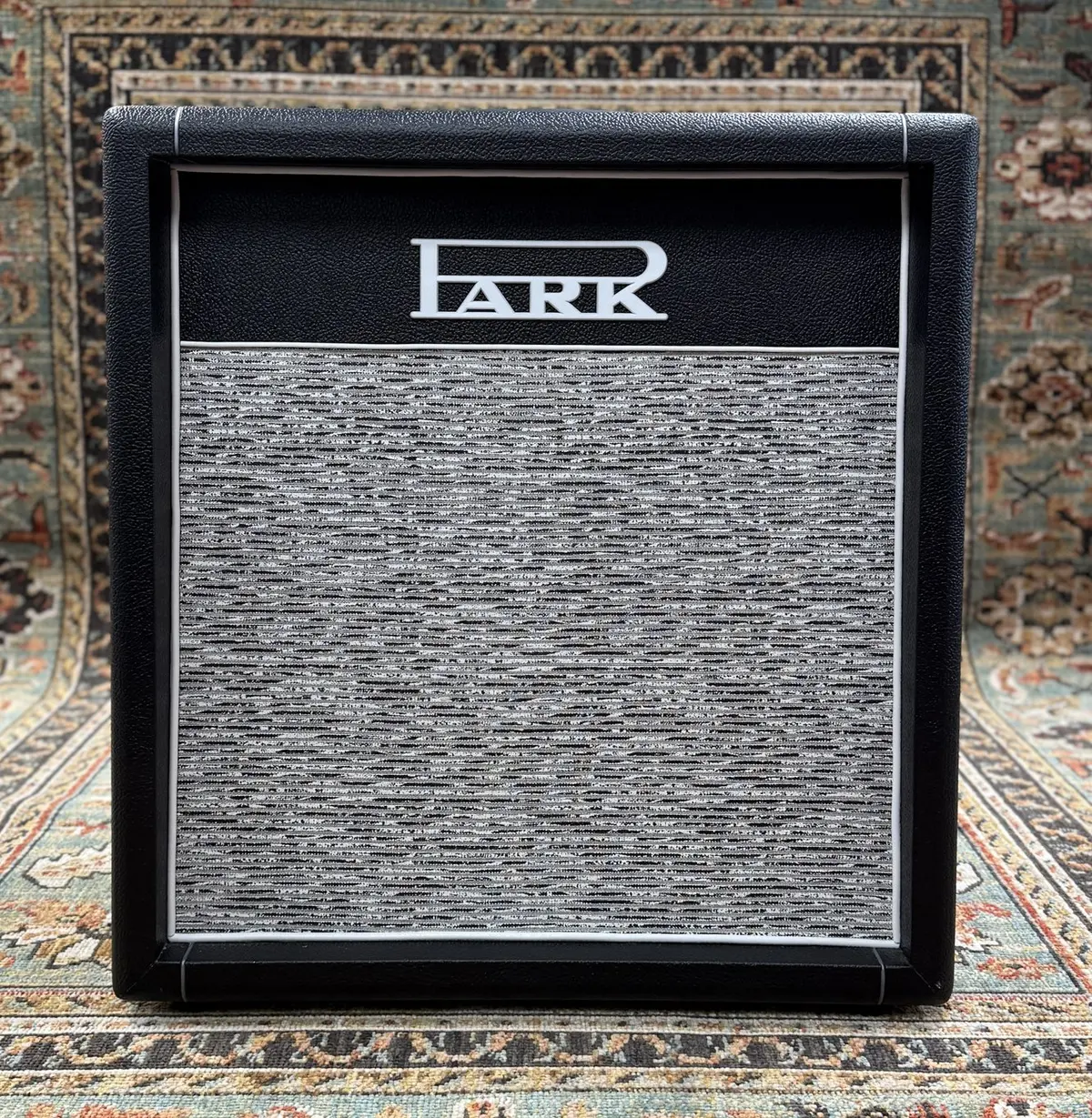 Park S1-112 (Angled Grill) 1X12" Style 1 Angled-Grill Cab B-Stock *Free Shipping In The Usa* 1