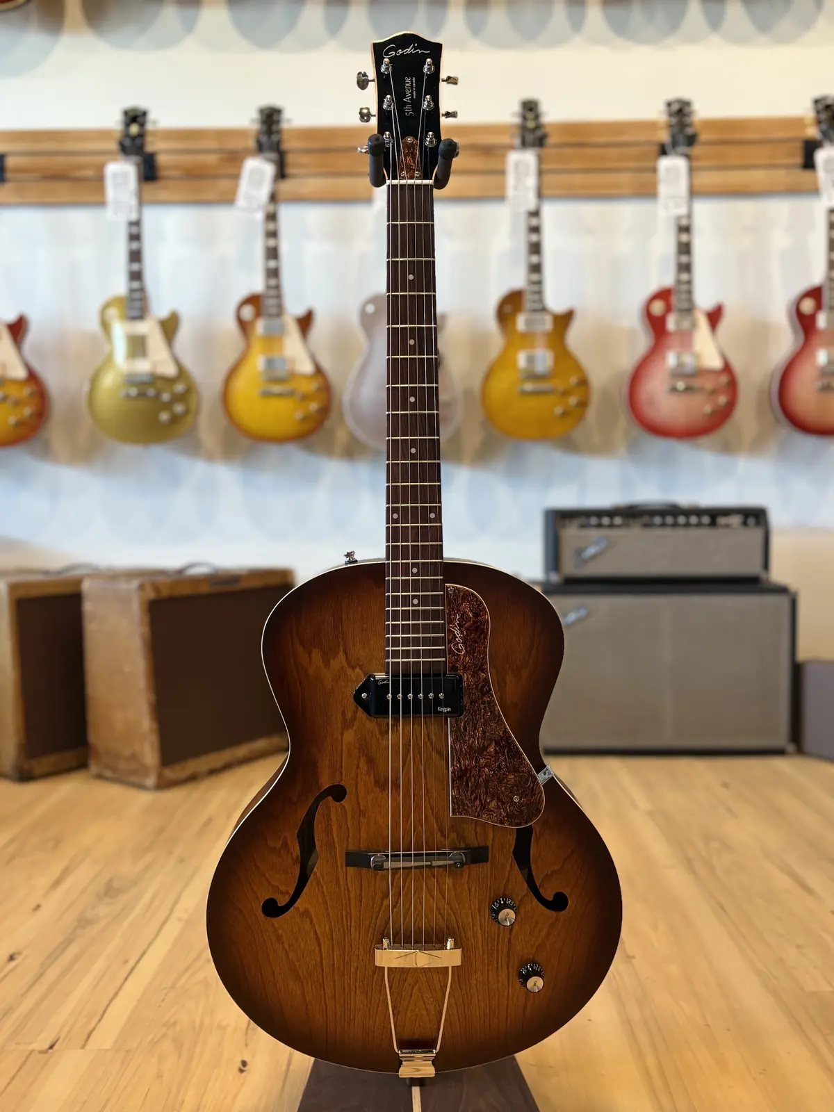 Godin 5Th Ave Kingpin P90 Sunburst 1
