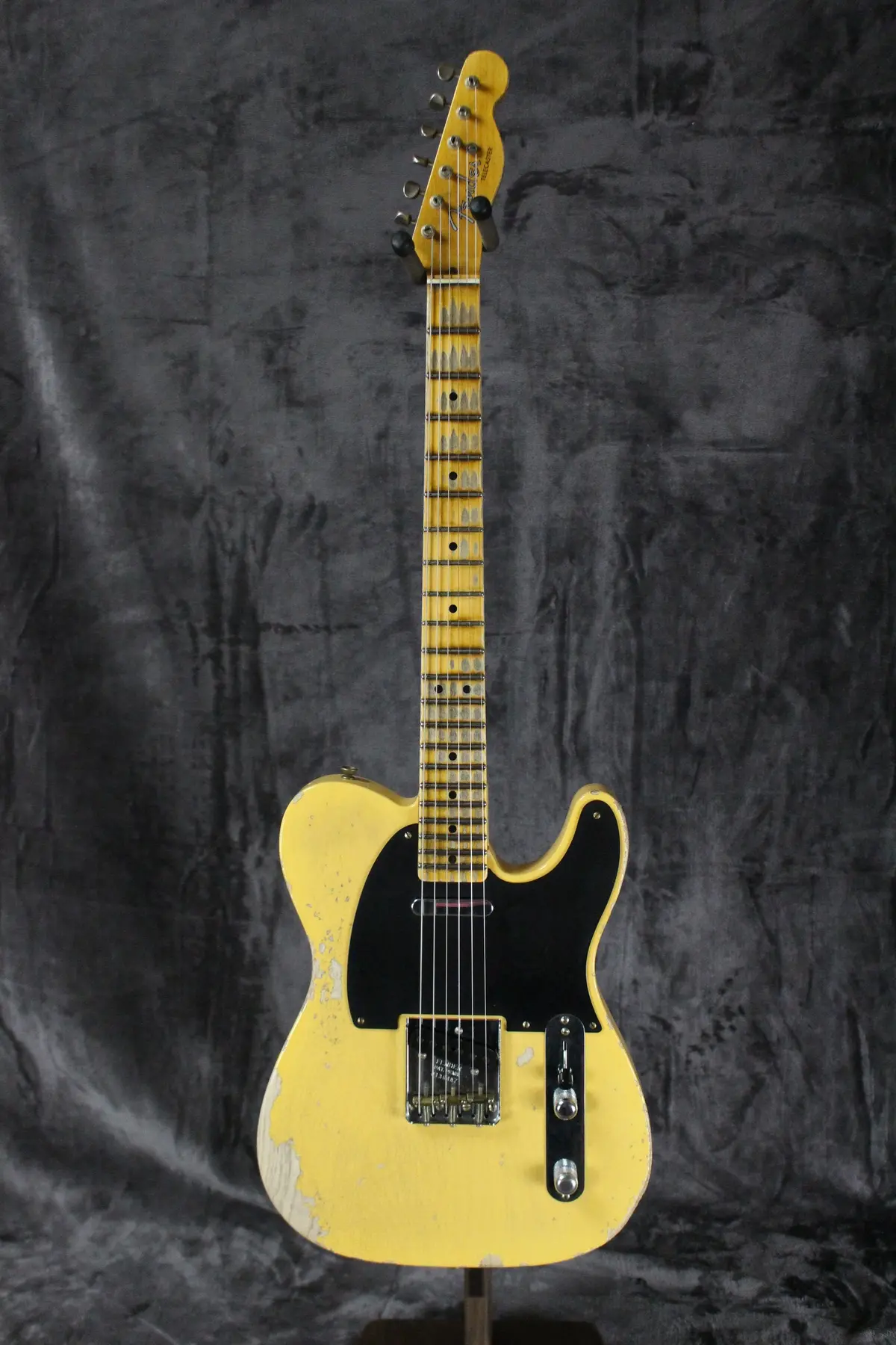 2024 Fender Custom Shop Telecaster '52 Heavy Relic 1