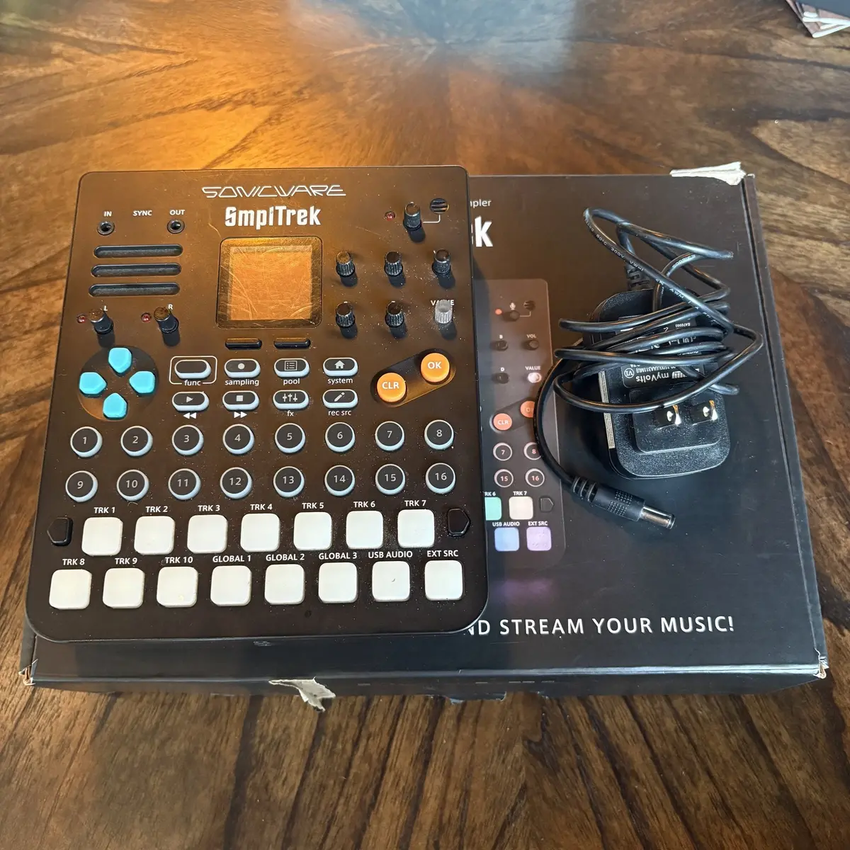 Sonicware Smpltrek Used 1