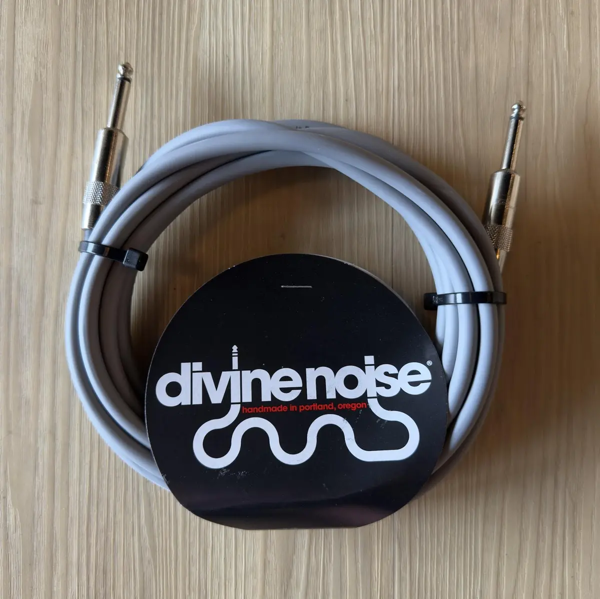 Divine Noise 15Ft Instrument Cable St-St Grey *Free Shipping In The Usa* 1