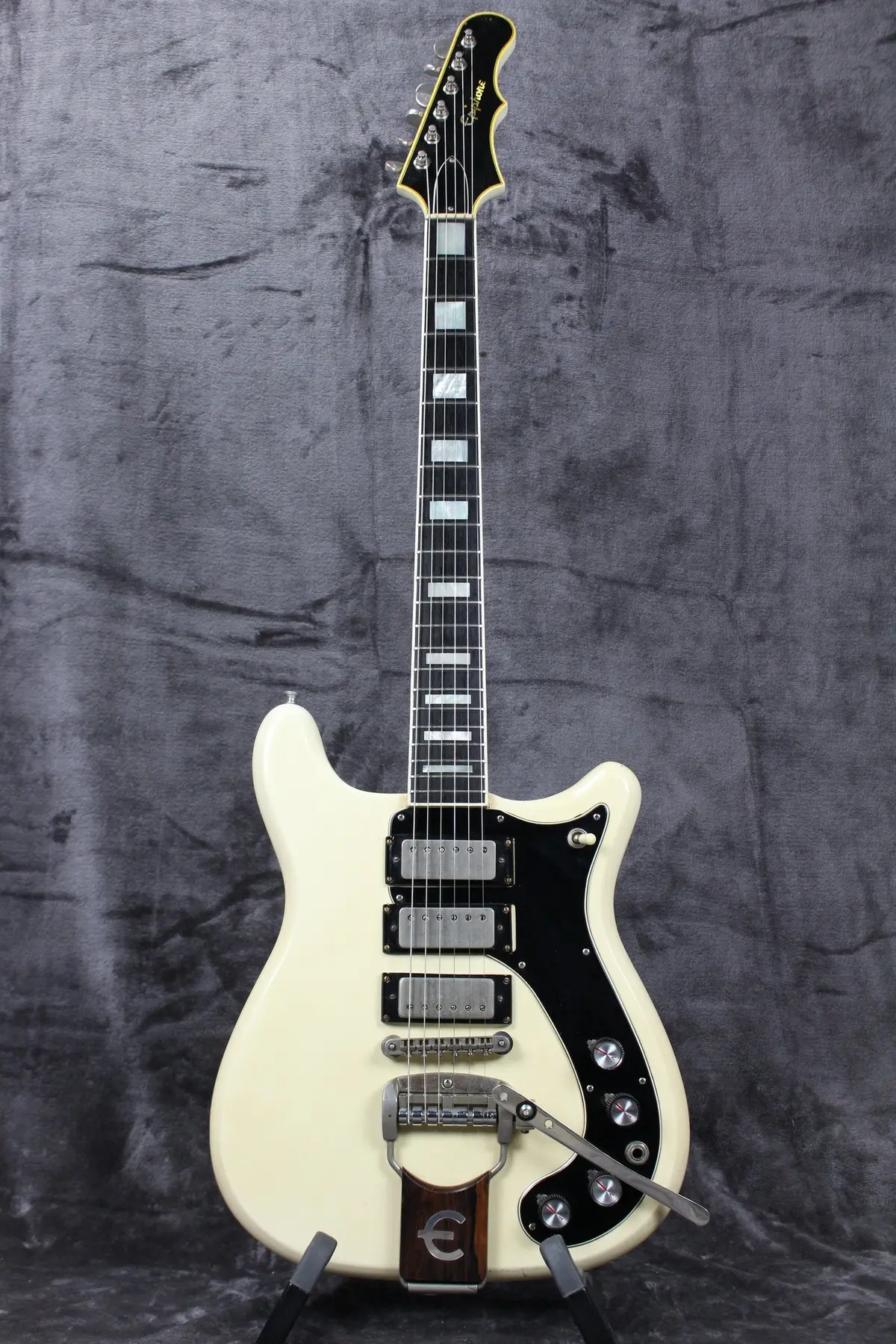1965 Epiphone Crestwood Deluxe 1