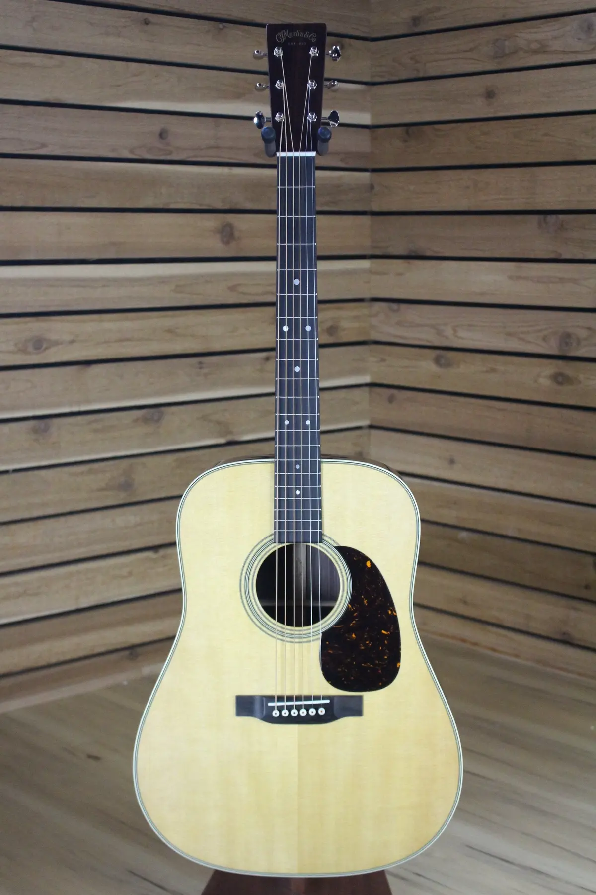 Martin & Co. D-28 Standard Series (2025) *Free Shipping In The Us* 1