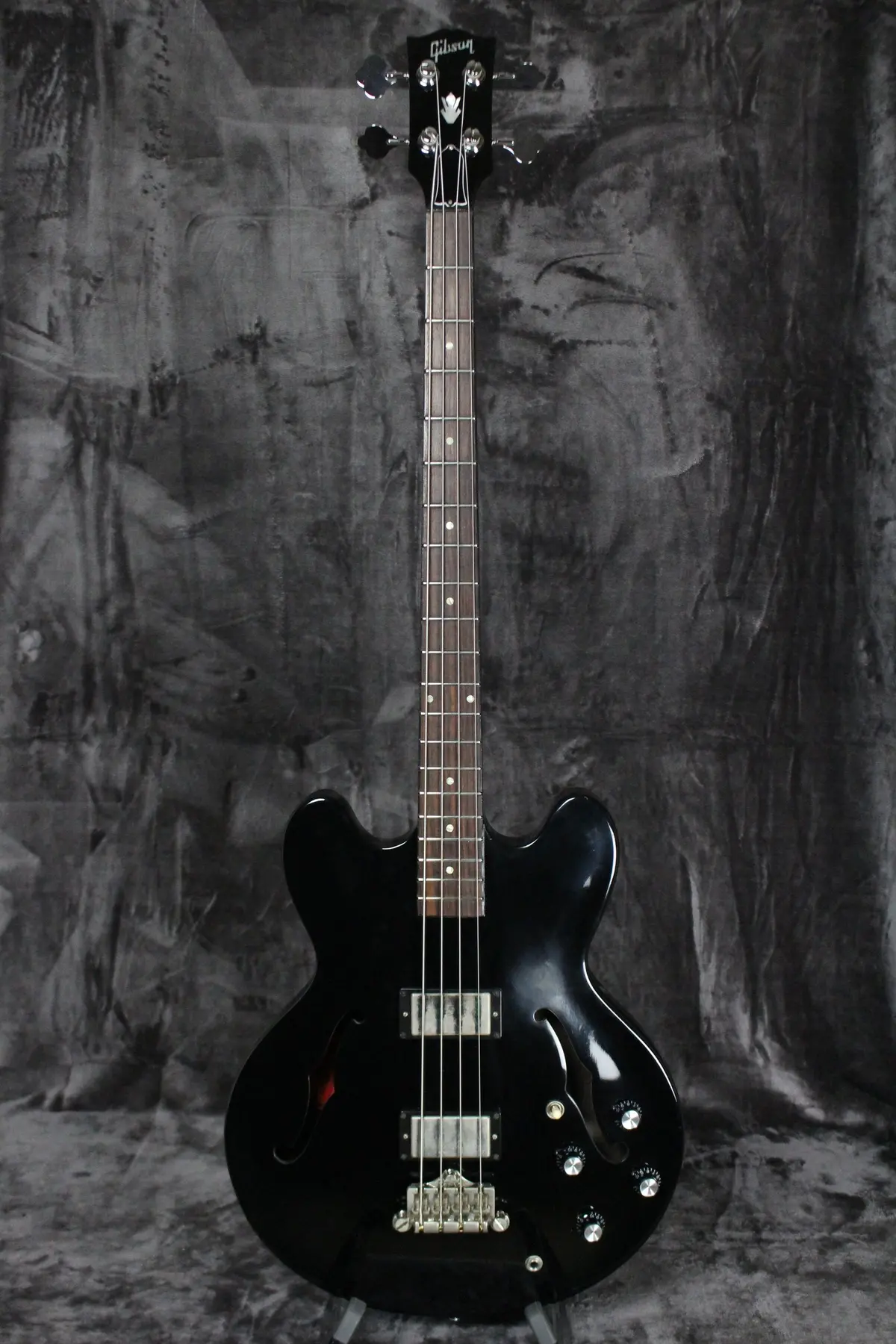 Gibson Es-335 Bass 1