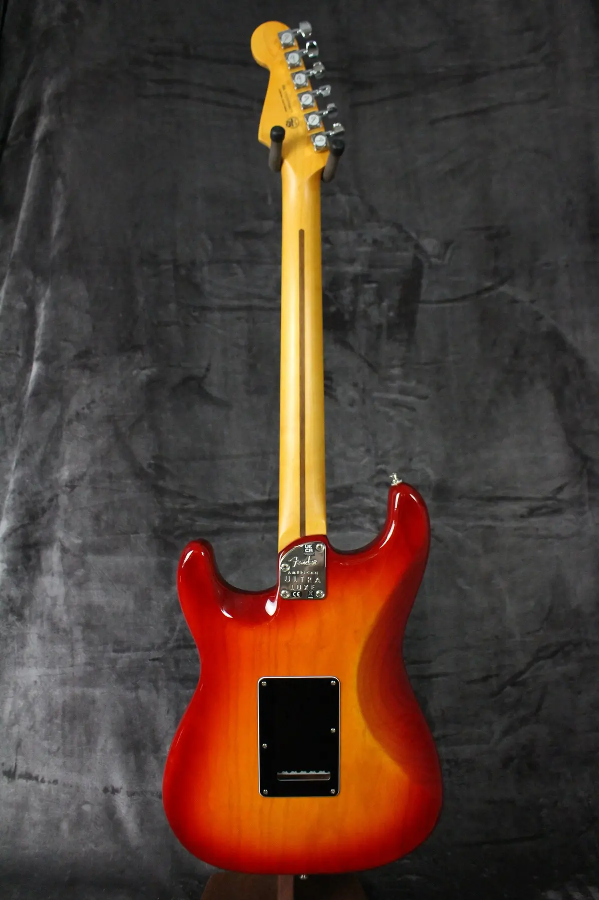 2021 Fender American Ultra Luxe Stratocaster Plasma Red Burst 2