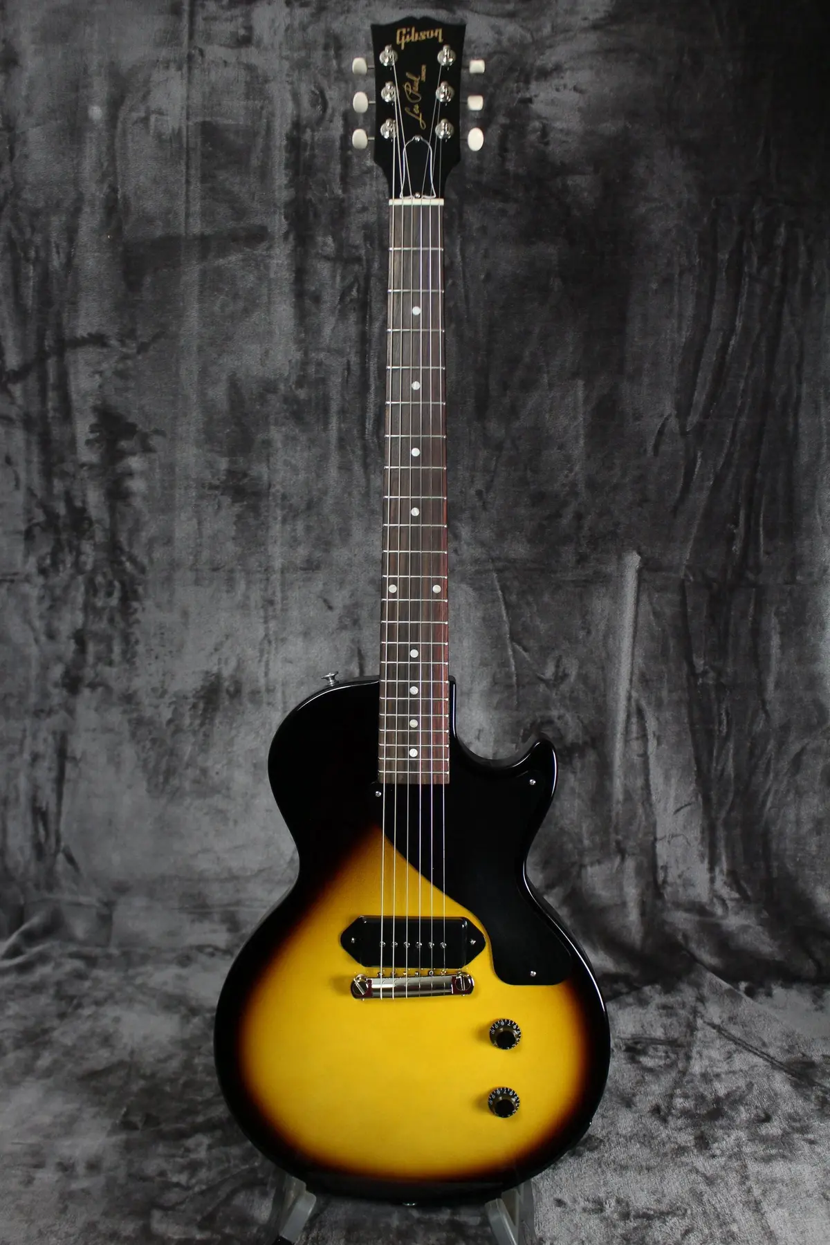 2023 Gibson Les Paul Junior 1