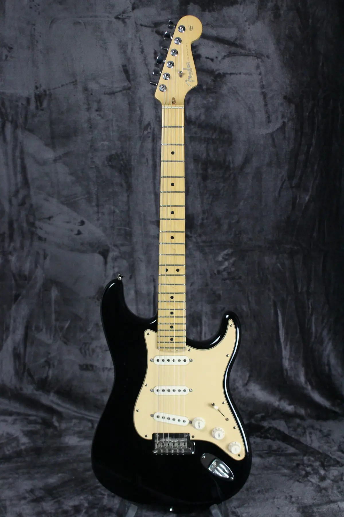 2005 Fender American Stratocaster 1
