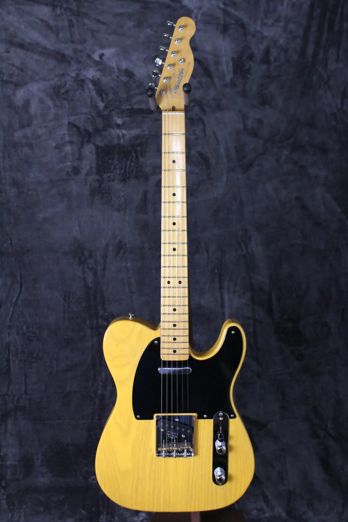 2002 Fender American Vintage '52 Telecaster Butterscotch Blonde 1