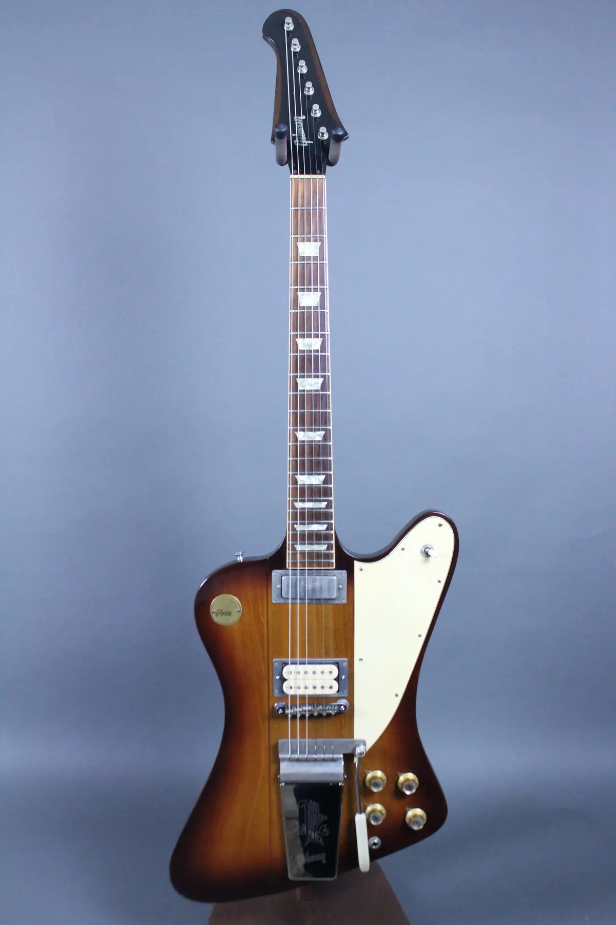 1972 Gibson Limited Edition Firebird V Medallion Model Sunburst 1