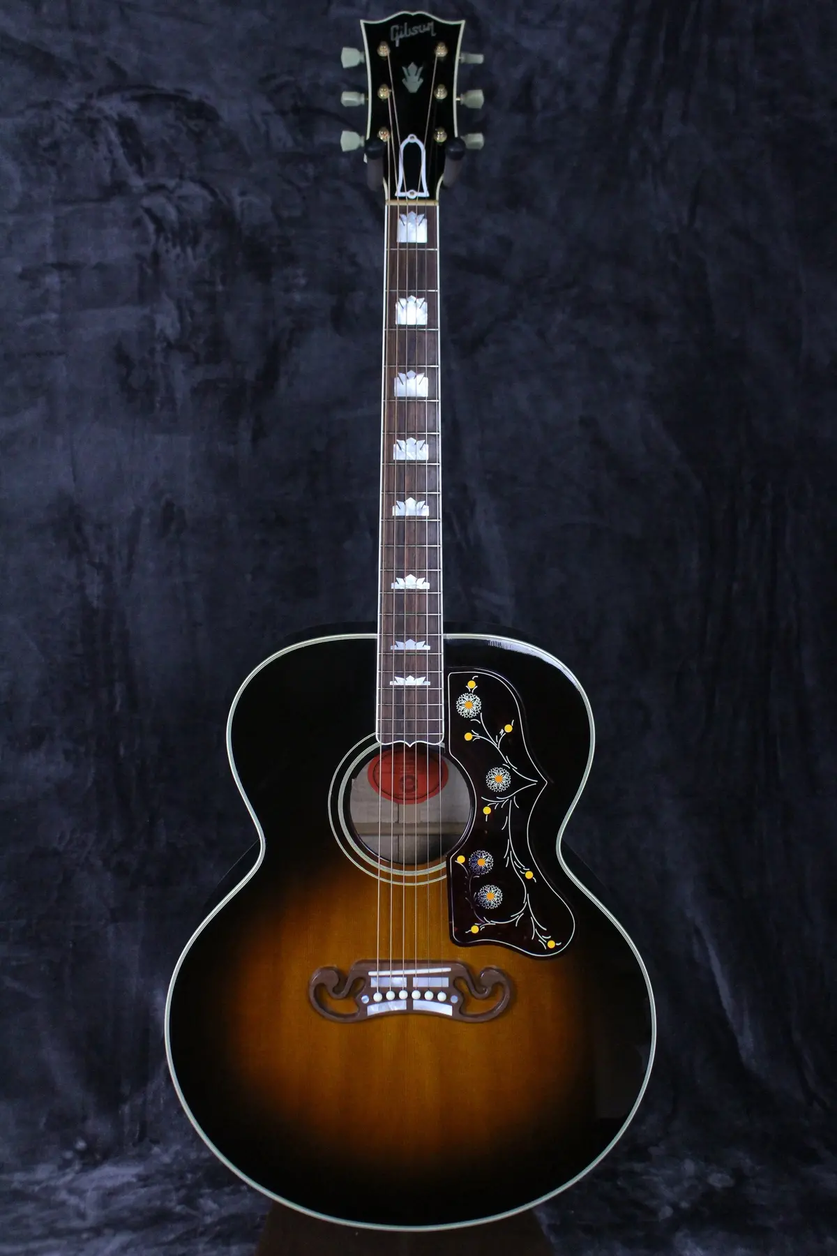2004 Gibson Sj-200 Sunburst 1