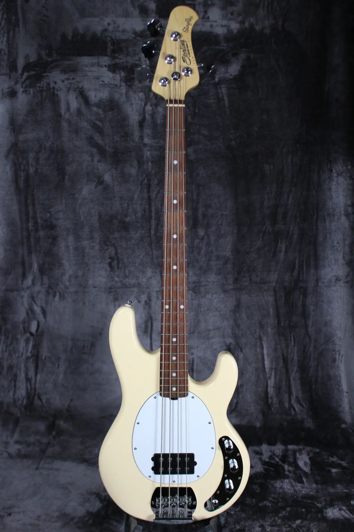 Sterling Stingray 4 1