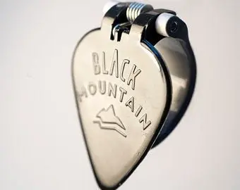 Black Mountain Medium Gauge Spring Loaded Thumb Pick 1