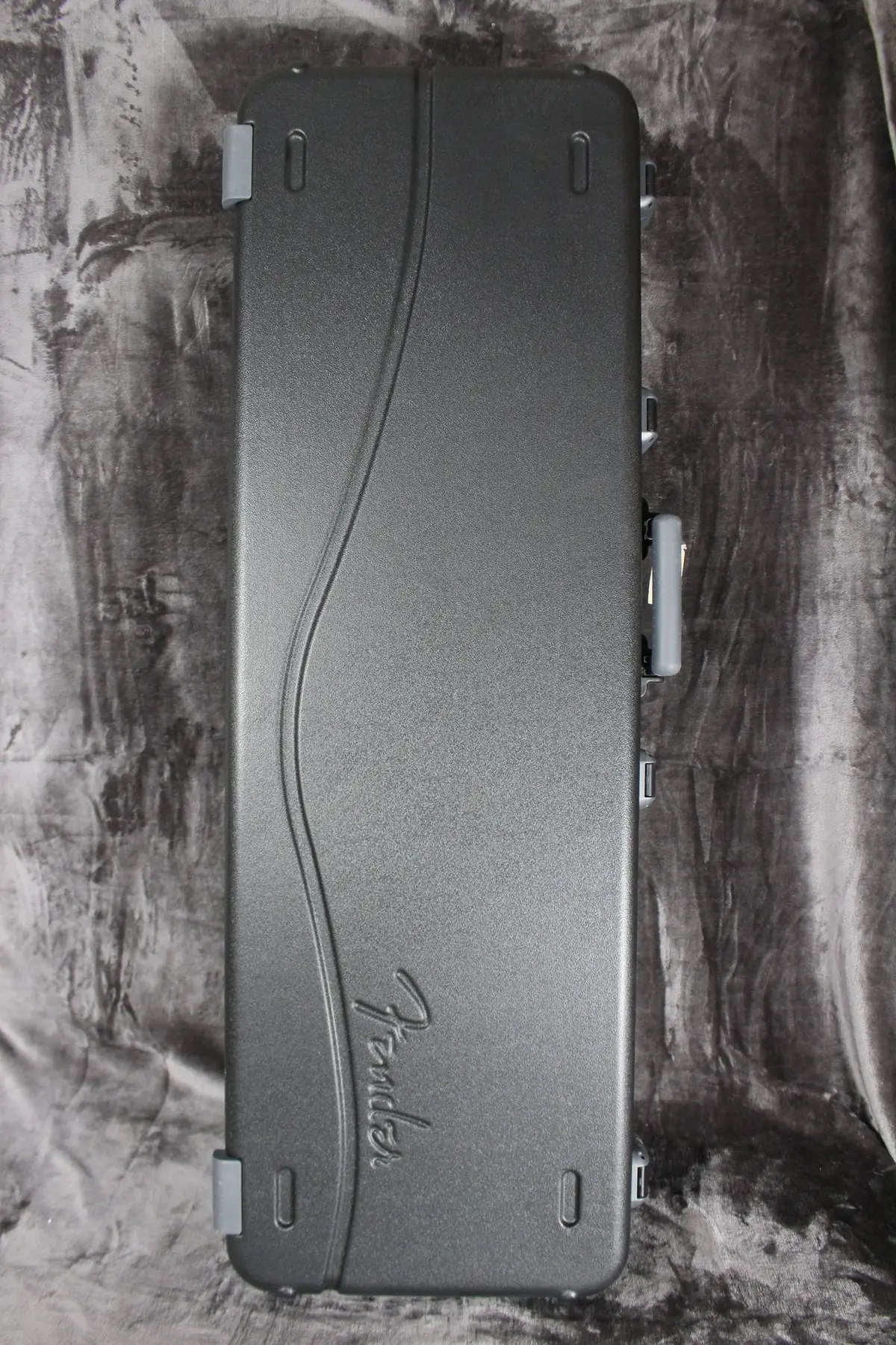 Fender Molded Hardshell Bass Case *Left Handed* 1