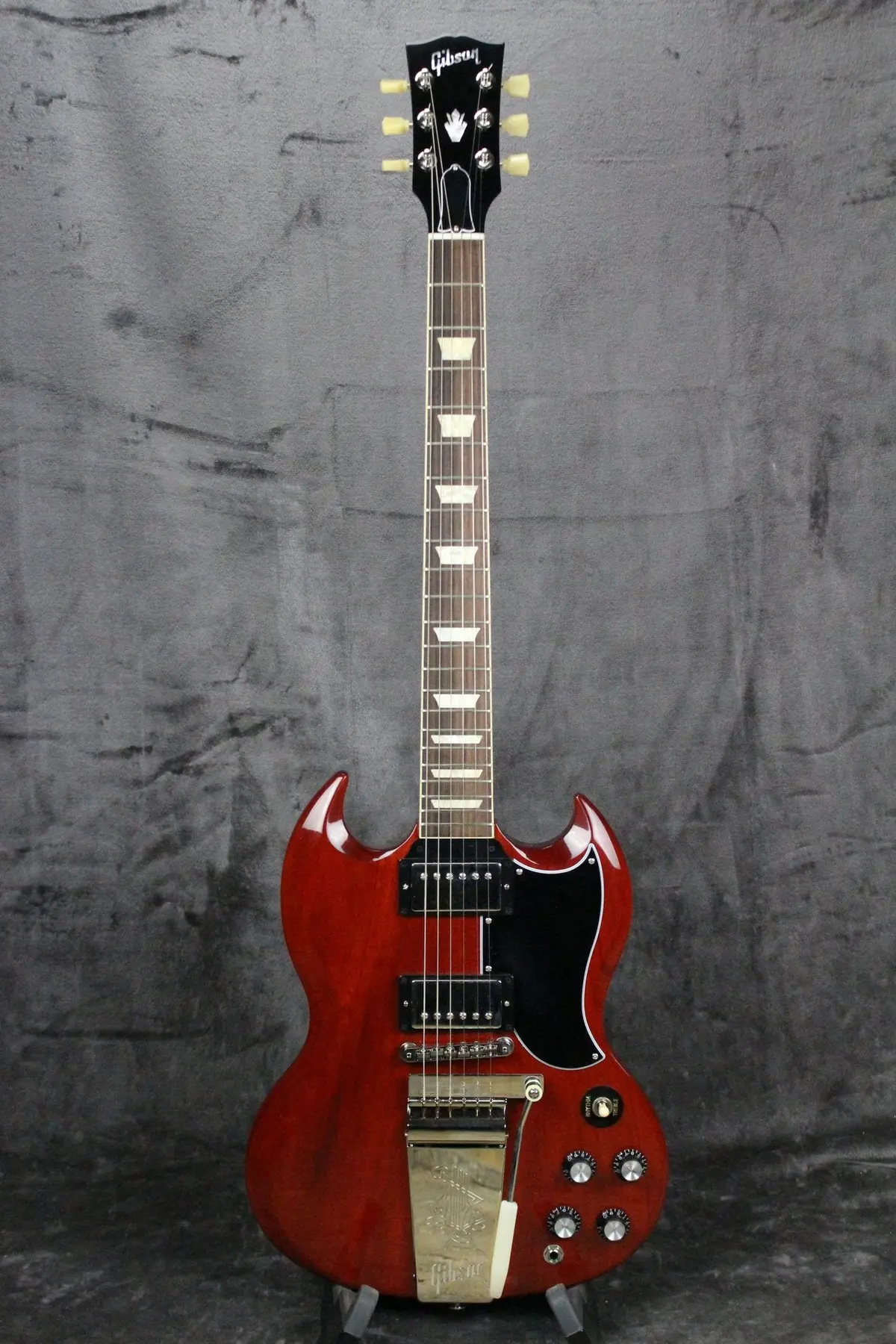2021 Gibson Sg Standard '61 Maestro Vibrola 1