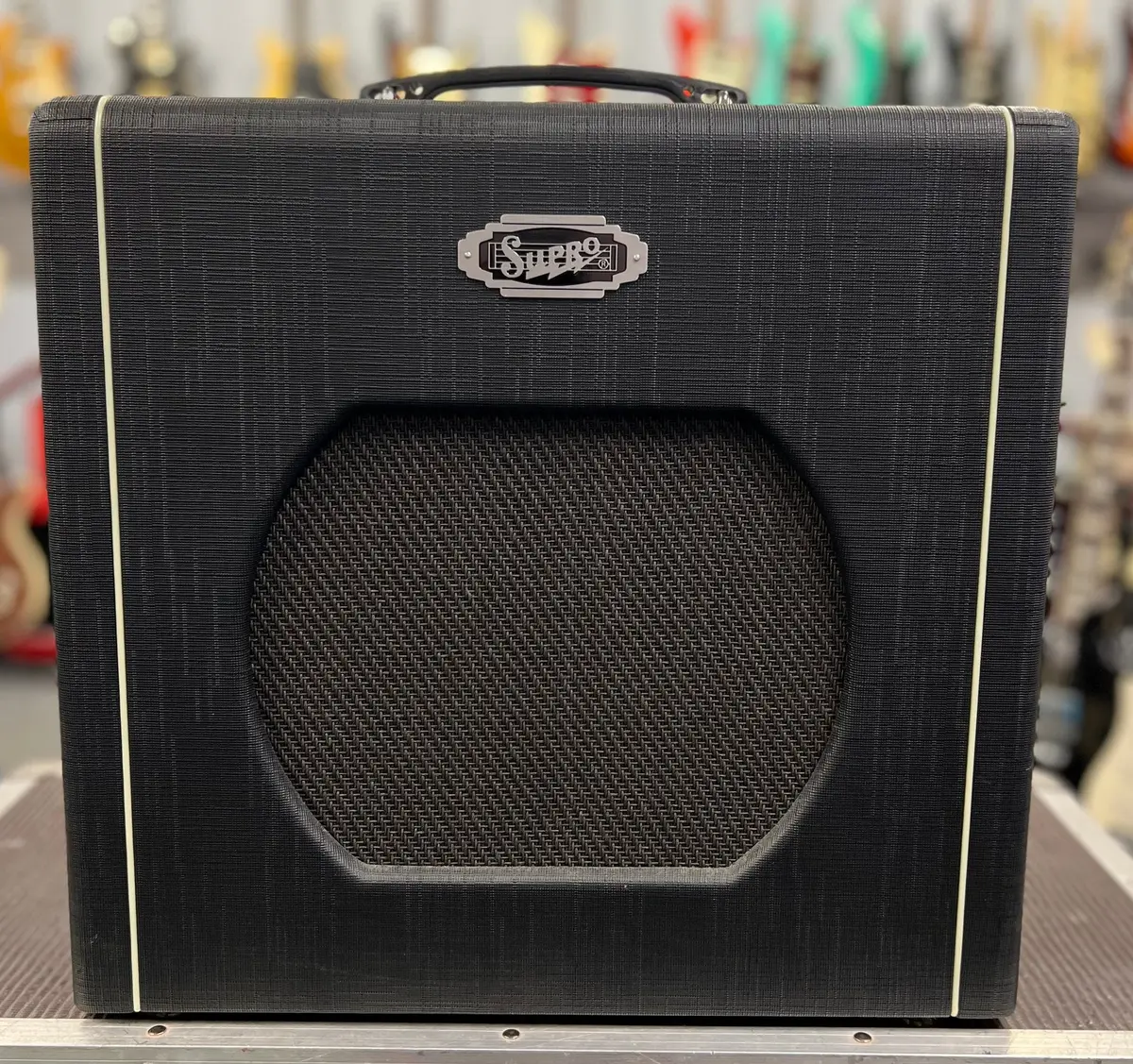 Supro Blues King 12 Combo Amp 1