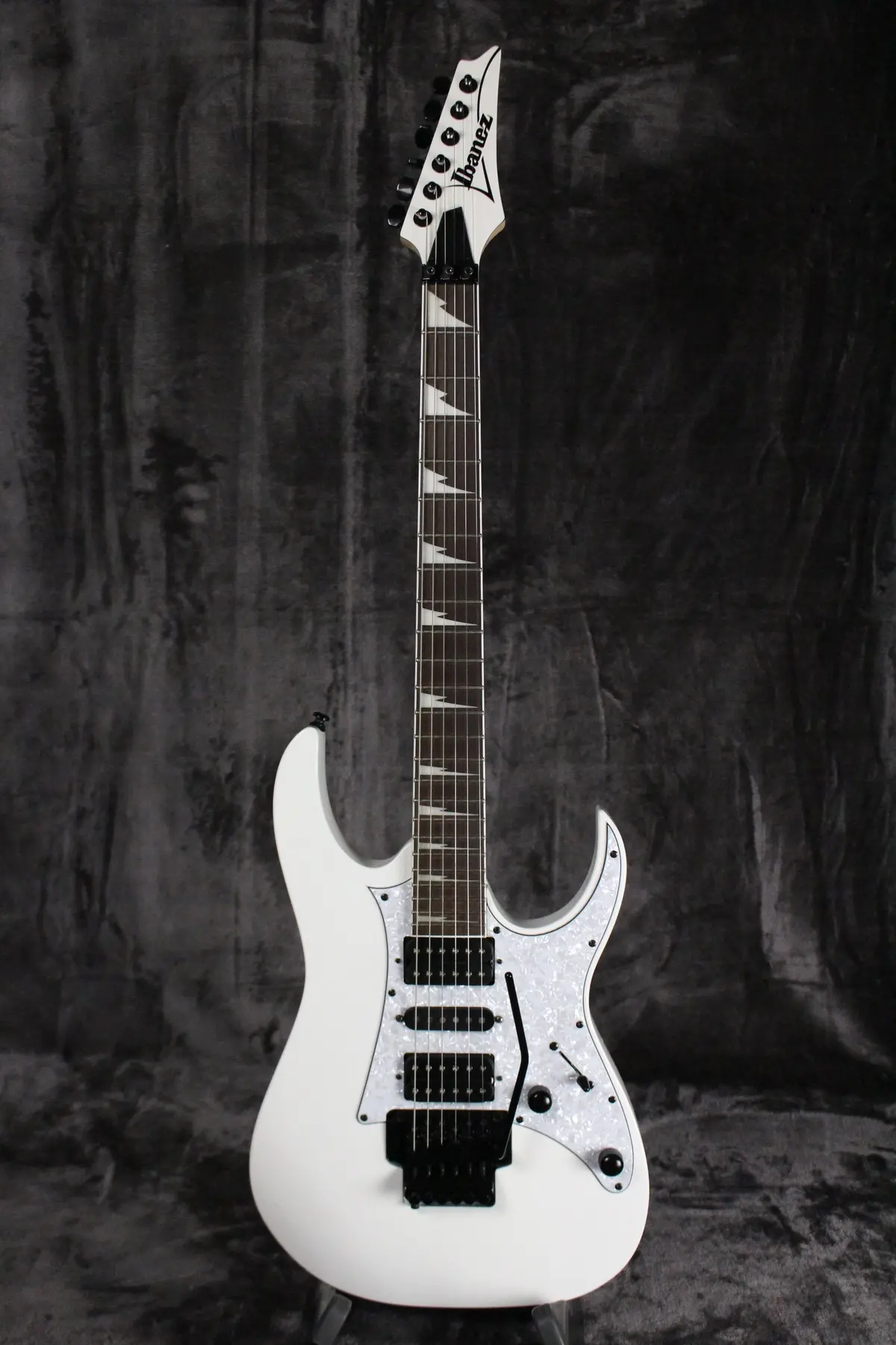 2022 Ibanez Rg450dxb 1