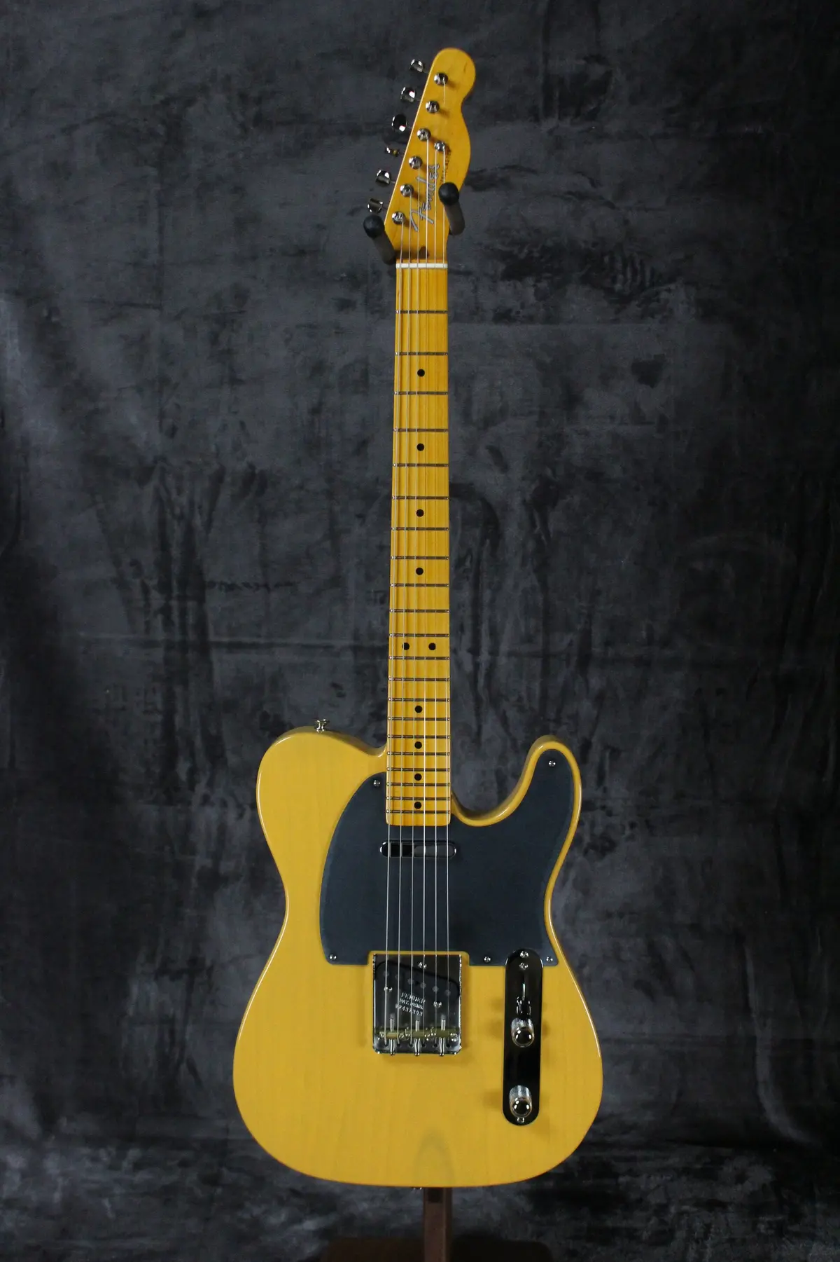 2024 Fender American Vintage Ii '51 Telecaster W/Ohsc 1