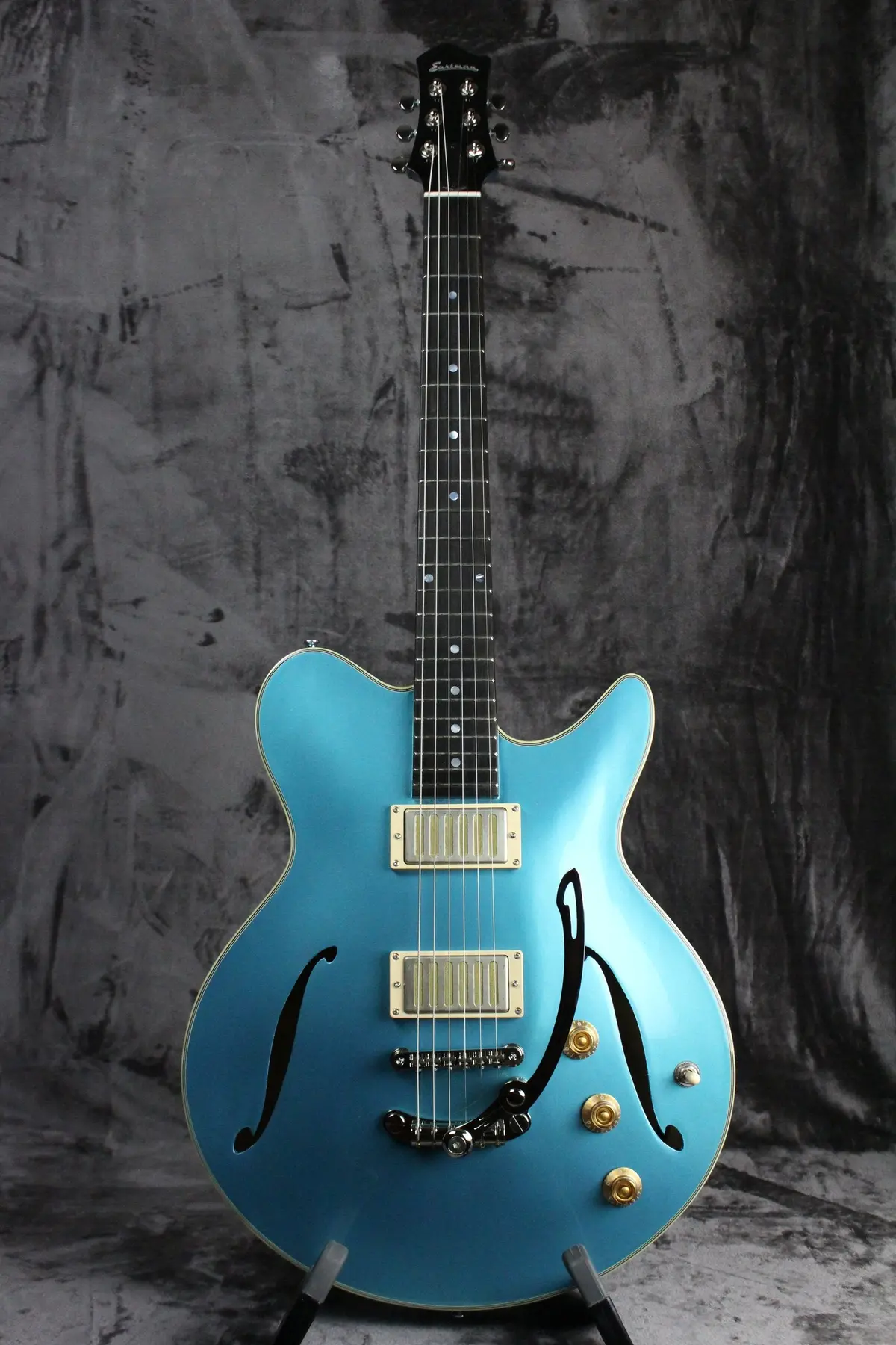 Eastman Romeo La 1