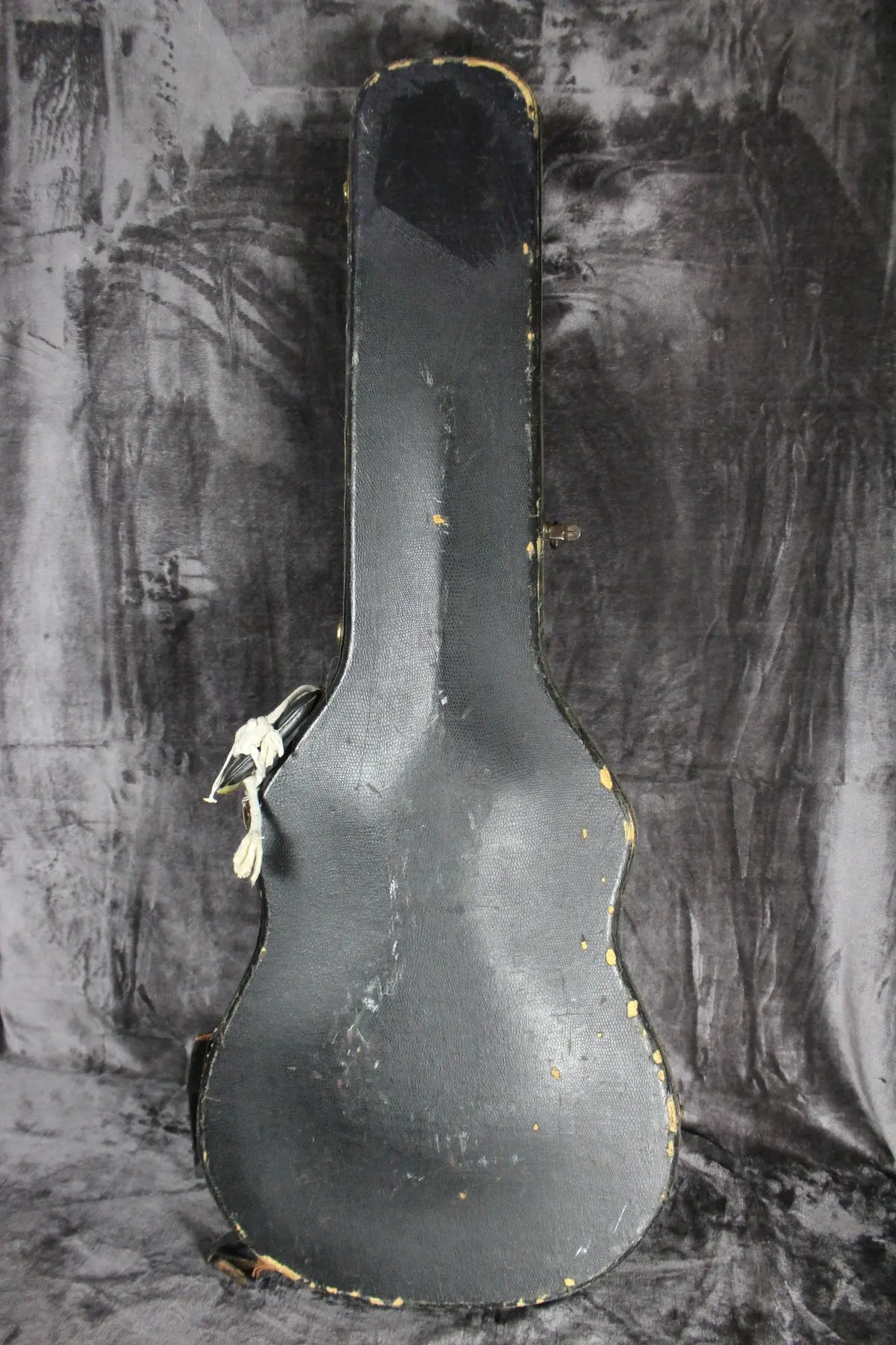 Vintage 1960'S Guild Starfire Bass Hardshell Case 1