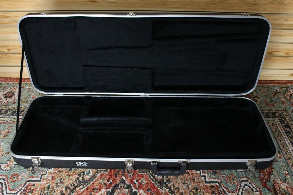 Tkl Strat/Tele Molded Hard Shell Case 2