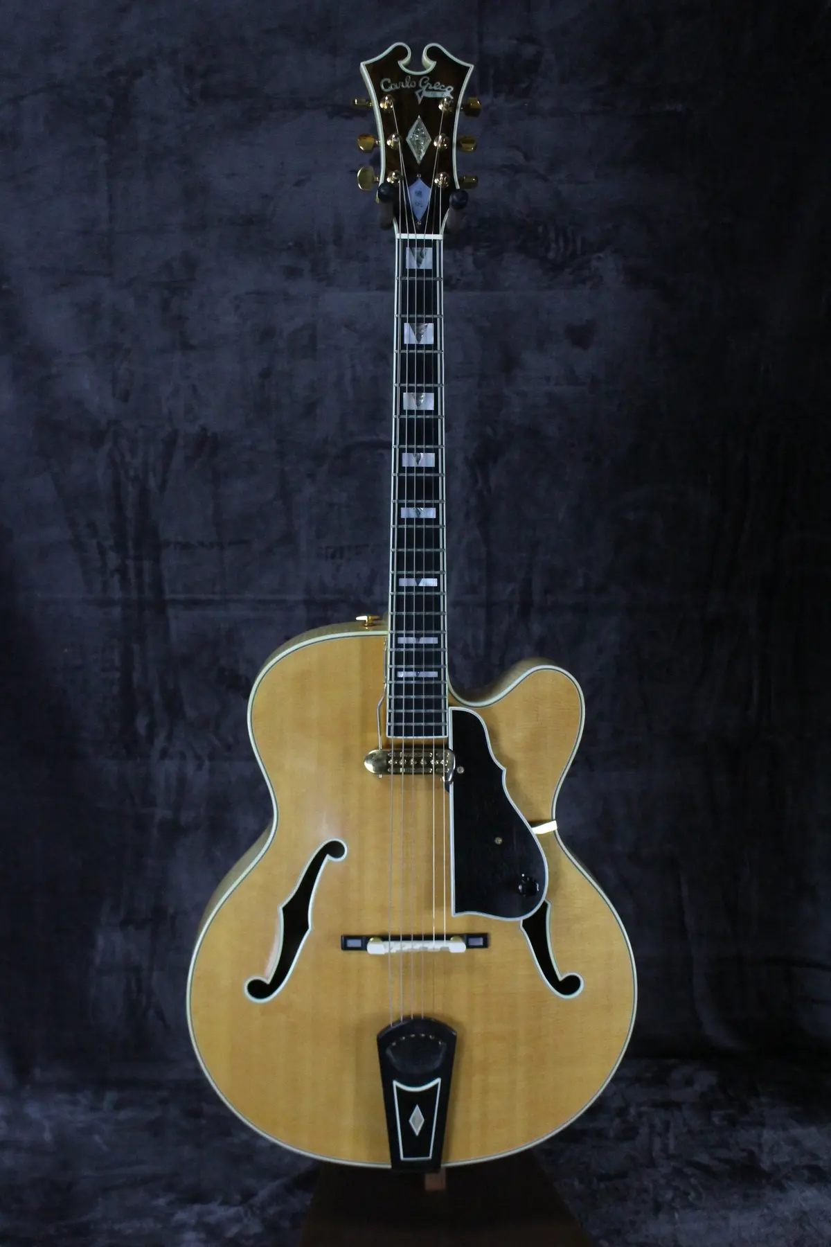 Carlo Greco Archtop 1