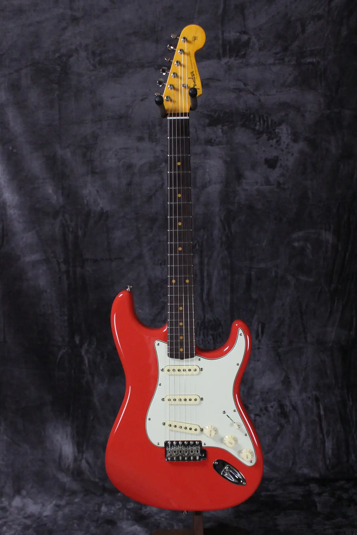 2022 Fender American Vintage Ii Stratocaster 1