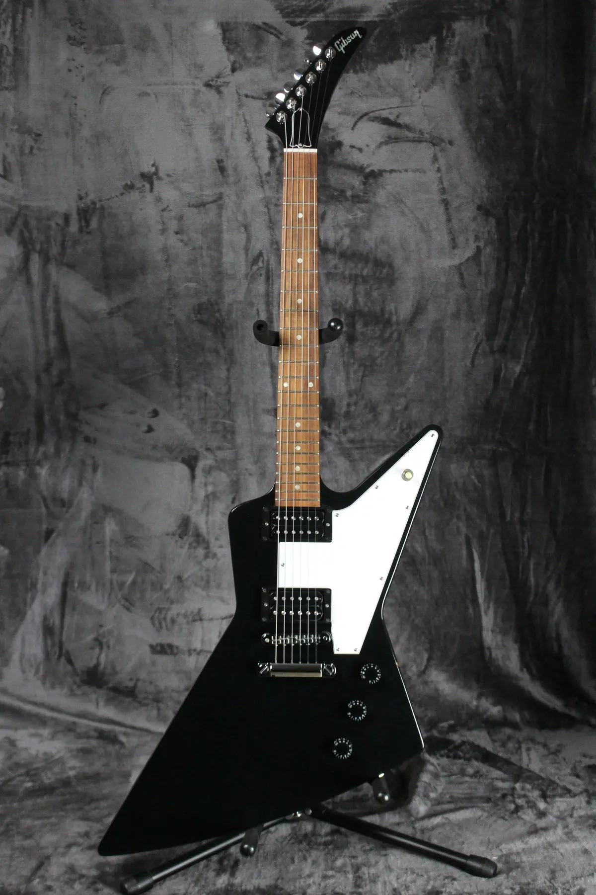 2012 Gibson '76 Explorer 1