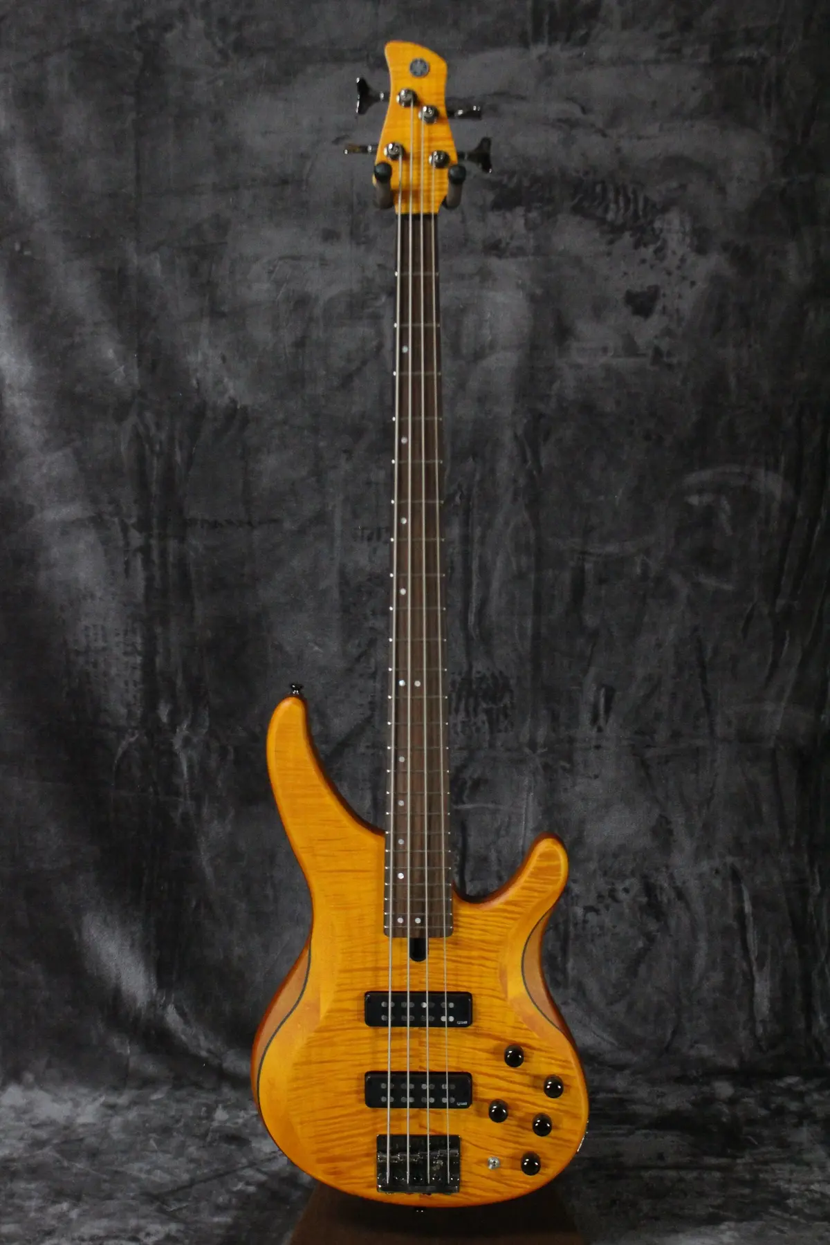 Yamaha Trbx604fm 4 String Bass 1