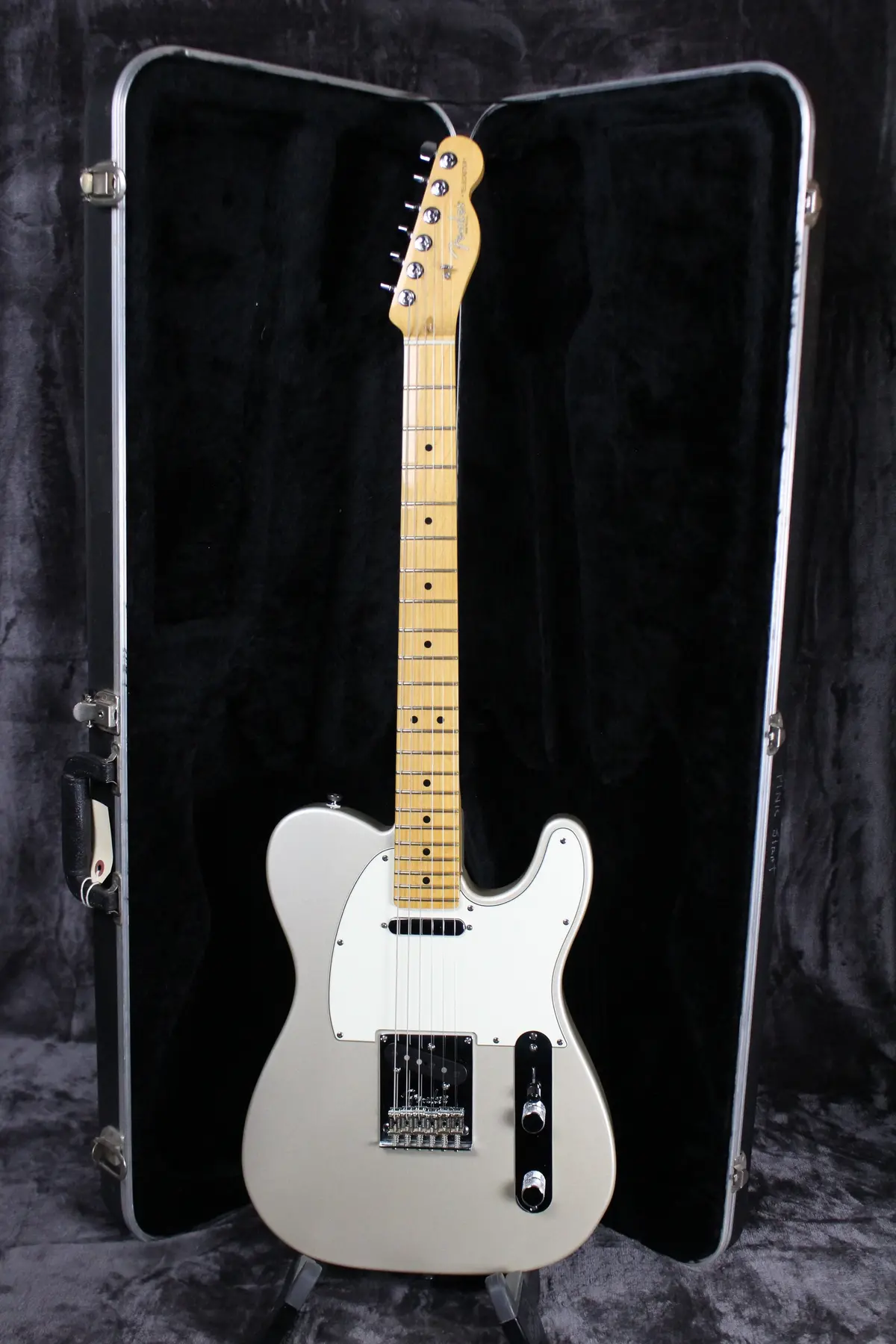2011 Fender American Telecaster Blizzard Pearl 1