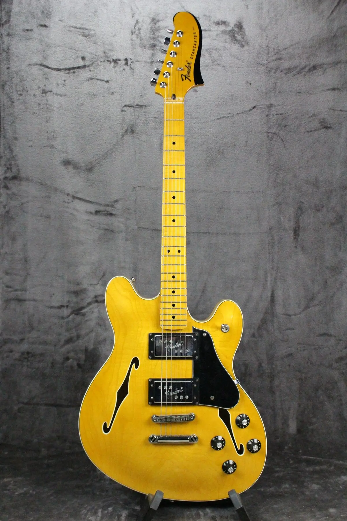 2013 Fender Modern Player Starcaster 1