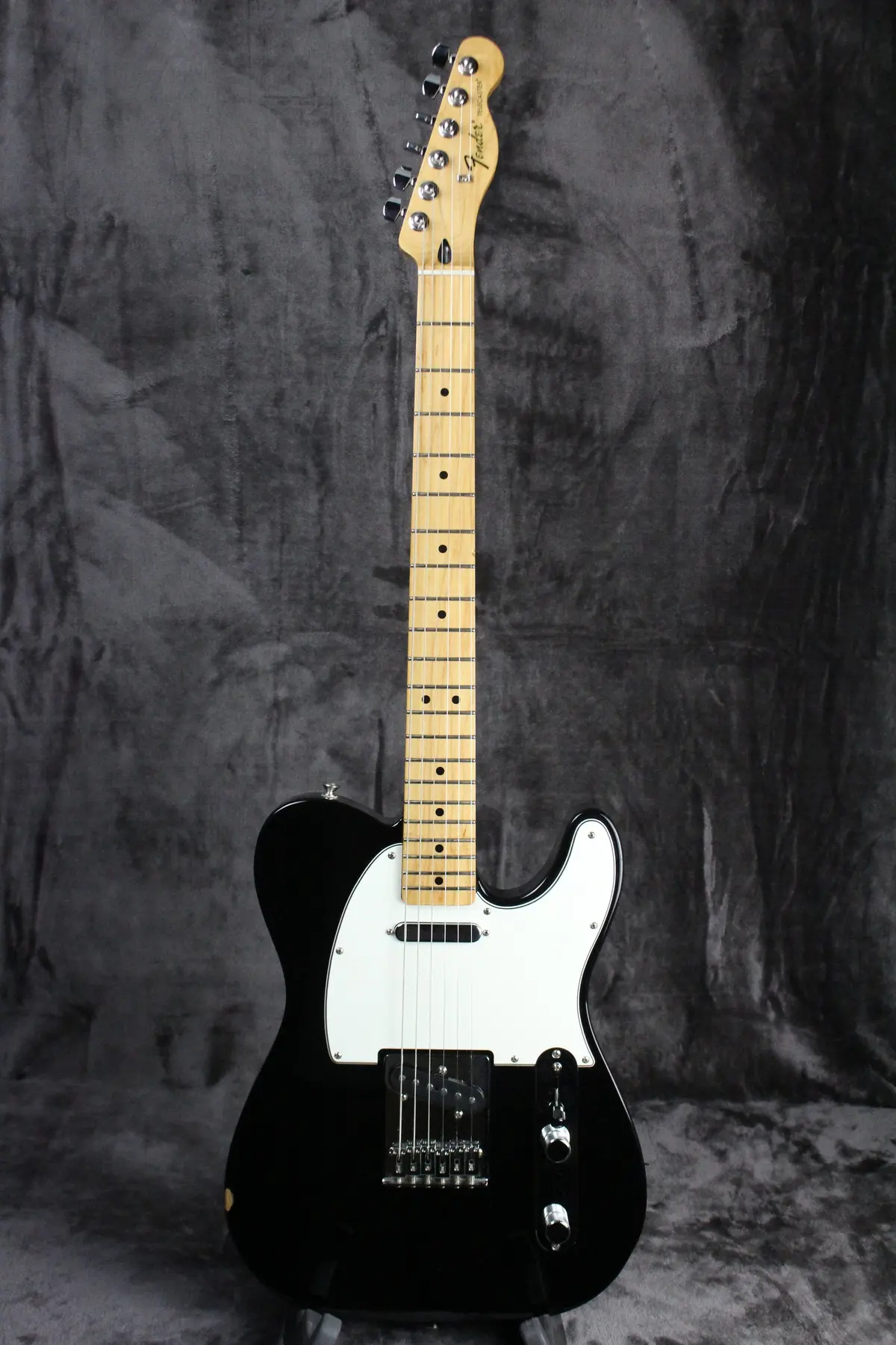 2017 Fender Standard Telecaster 1