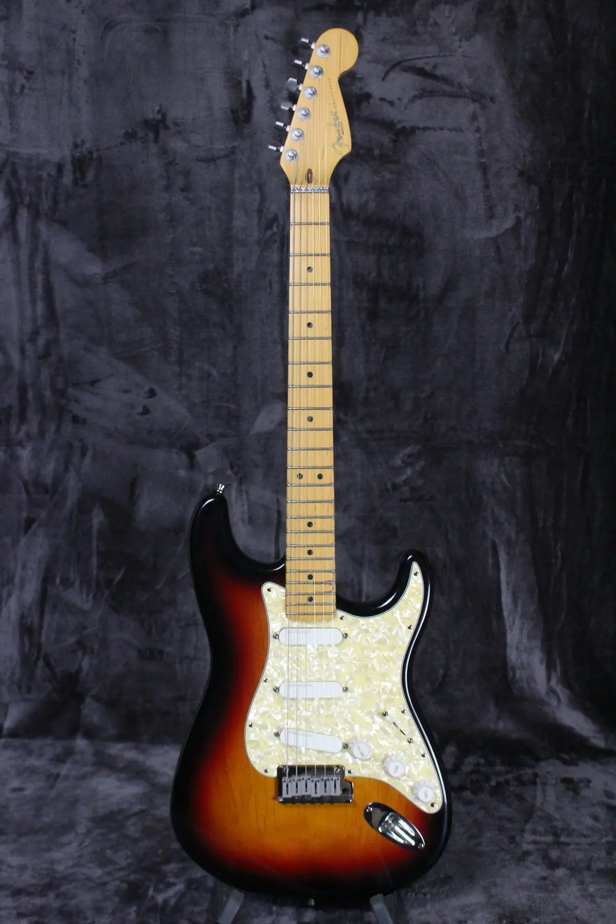 1997 Fender Strat Plus Stratocaster 1