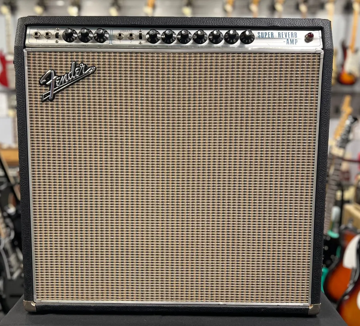 1969 Fender Super Reverb Drip-Edge 1