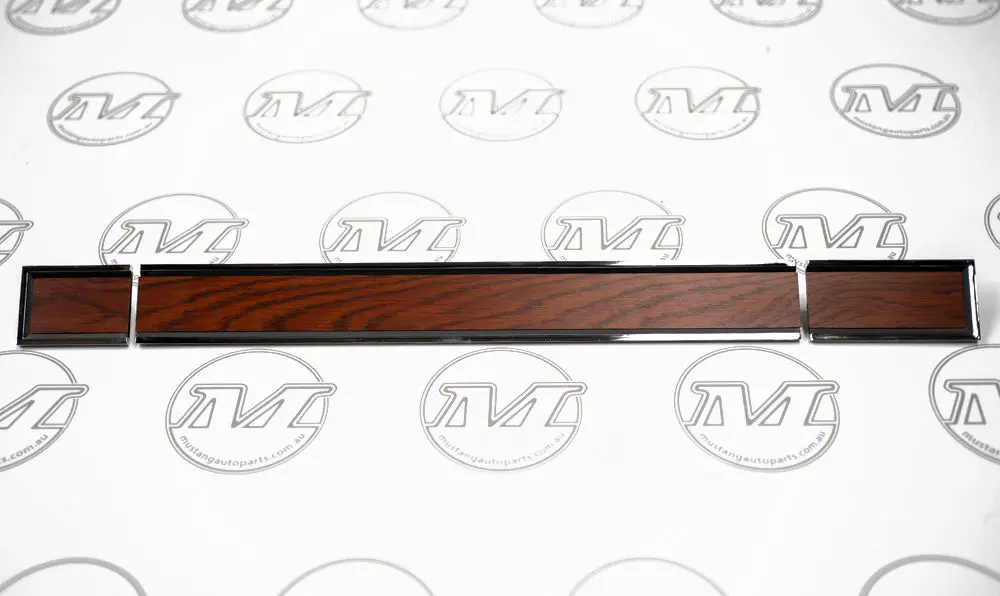 Glove Box Moulds With Woodgrain Xw-Xy 1