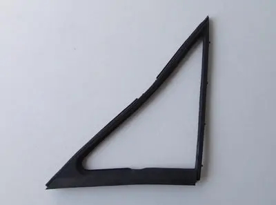 Quarter Vent Seal Front Xr-Xy Rh 1